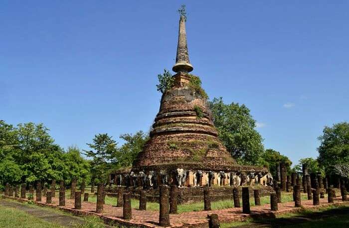 Wat Phai Lom In Chanthaburi