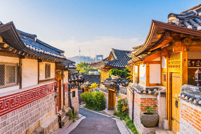 Visit Bukchon Hanok Village For An Amazing Korean Vacation