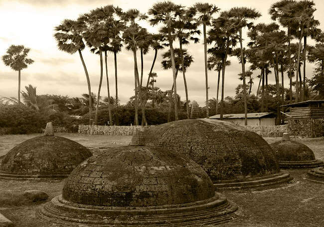 Kandarodei Temple