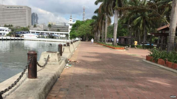 Manila Baywalk