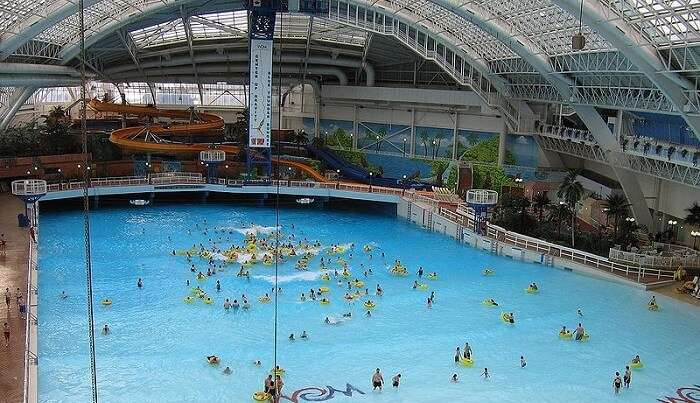 Splash Lagoon Indoor Water Park Resort