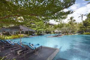 pool view of courtyard