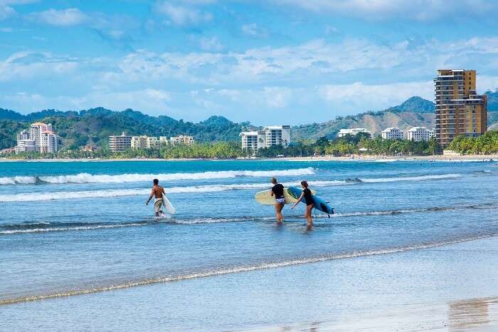 learn surfing at jaco beach