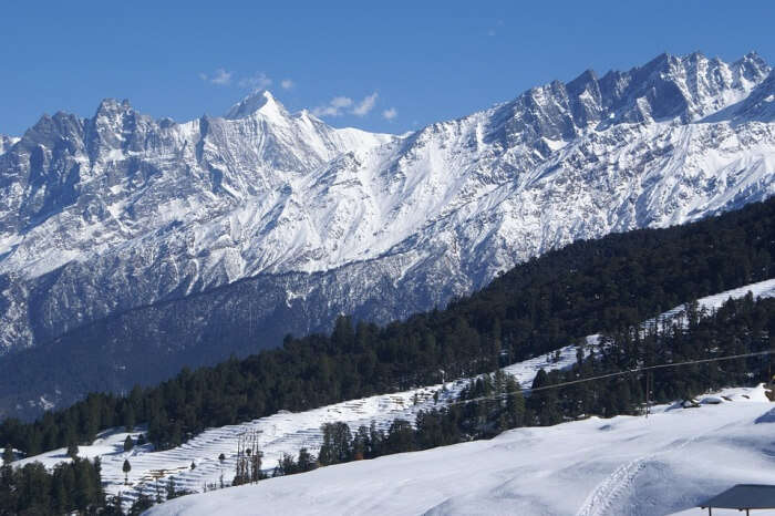 skiing destination of India