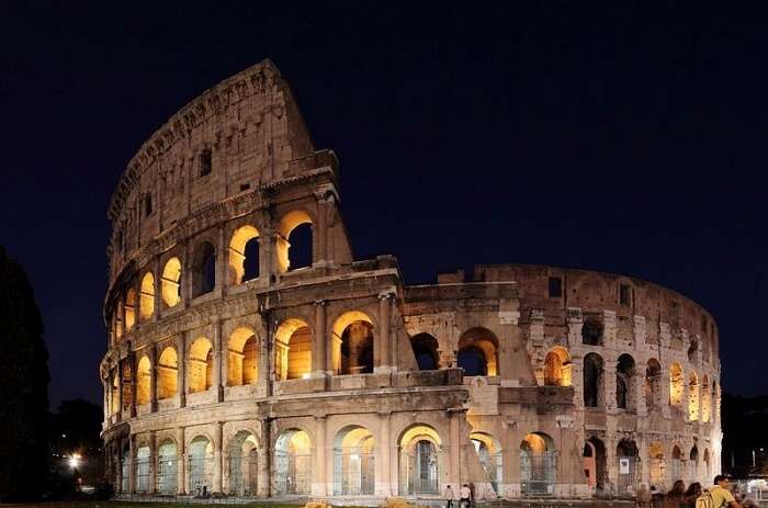 Oval shaped amphitheater