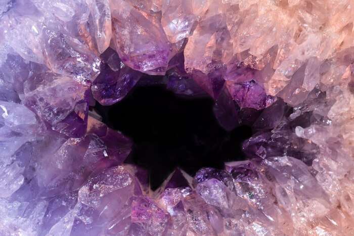 quartz crystal gemstone purple macro mineral sapphire