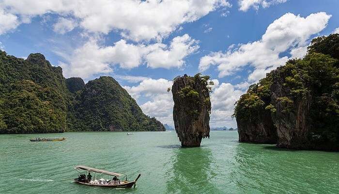 Island hopping Thailand 