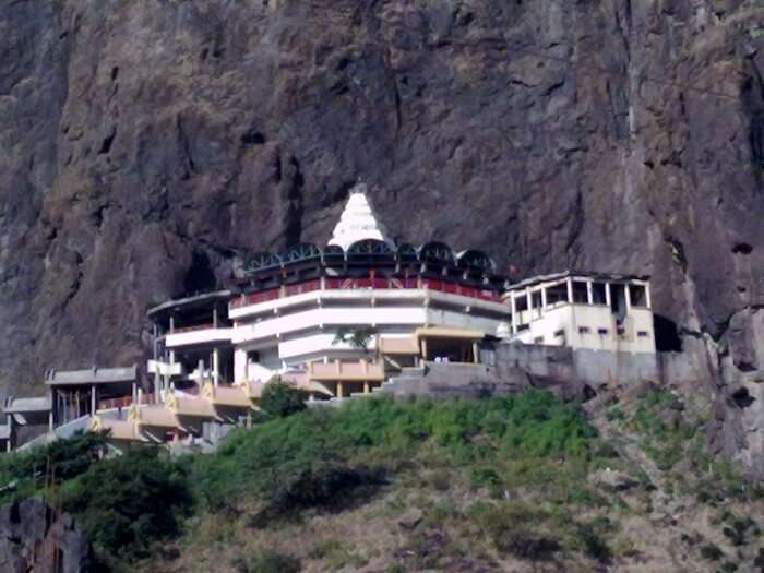 Temples in Saputara