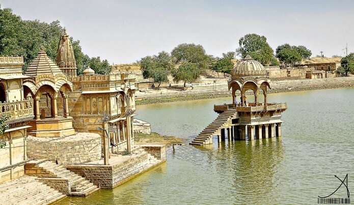 Gadisar Lake