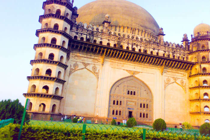 Bijapur Gol Gumbaz history in hindi एचटीआर1