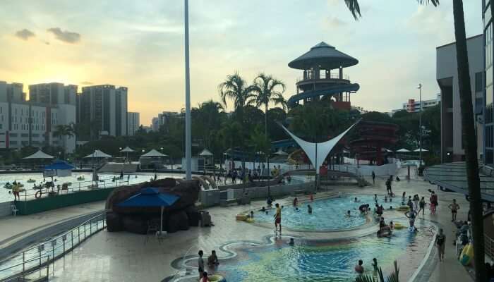 Jurong East Swimming Complex