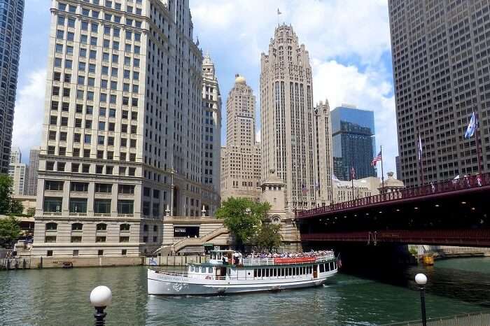 Lake Cruises in Chicago