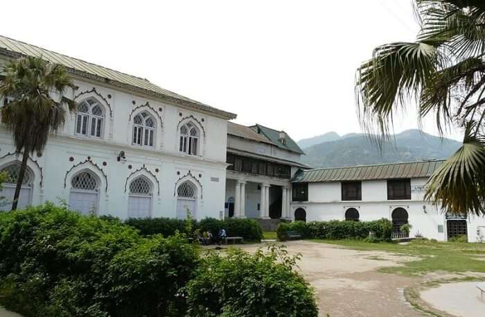 Akhand Chandi Palace