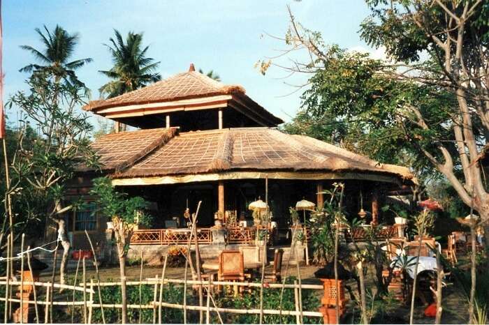 Sate Your Hunger At These Restaurants Near Amed Beach Bali!