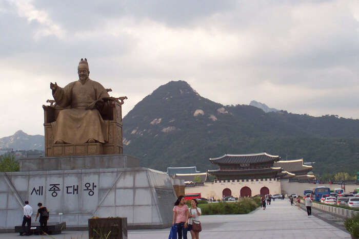 Gwanghwamun Square