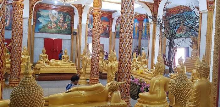 Gold statues of Lord Buddha 