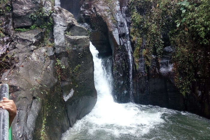Keralmkundu Waterfalls