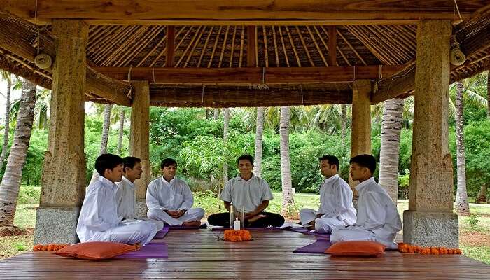 Shreyas Yoga Retreat