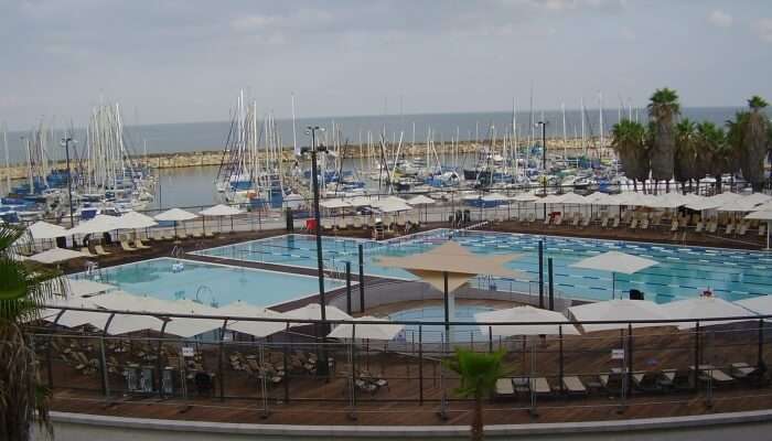 pool view