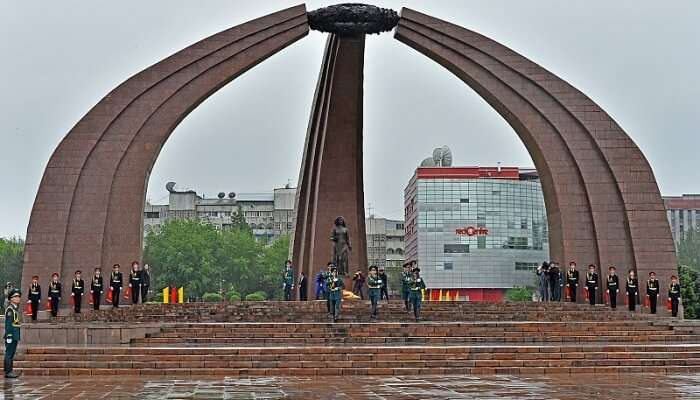 Victory Square, Bishkek