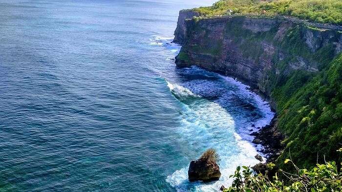 bali indonesia cliff