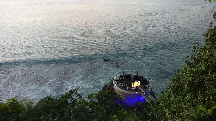 rock bar in bali