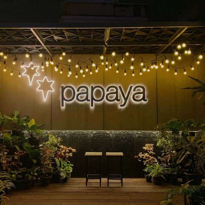 Papaya cafe