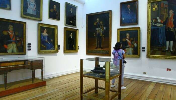 Admire Paintings At Arma Museum