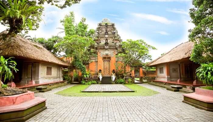 Ubud Palace front view