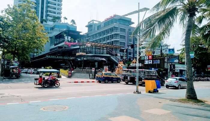 sightseeing in Bangkok