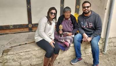 clicked some pictures with locals of Bhutan