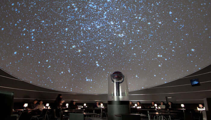 Planetarium_Starry_Cafe_