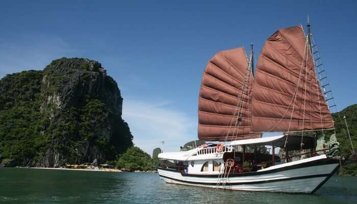 Rice_Barge_Afternoon_Cruise