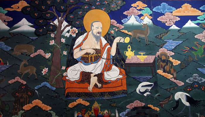 Sculptures and Buddhist Paintings
