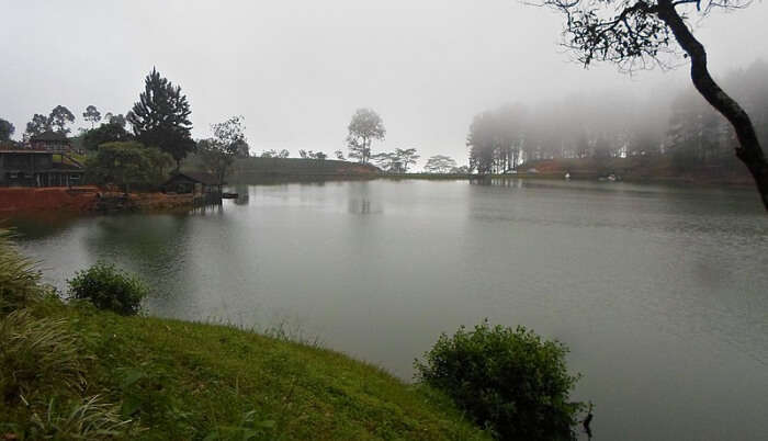 Sembuwatta Lake