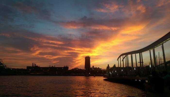 Sunset Sailing Experience In Barcelona