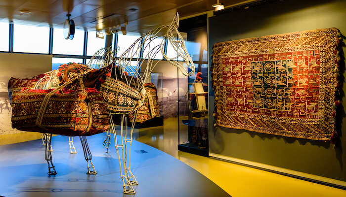 Azerbaijan Carpet Museum gallery