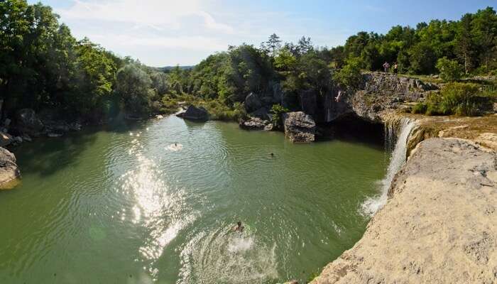 Gologoricki Dol Waterfalls