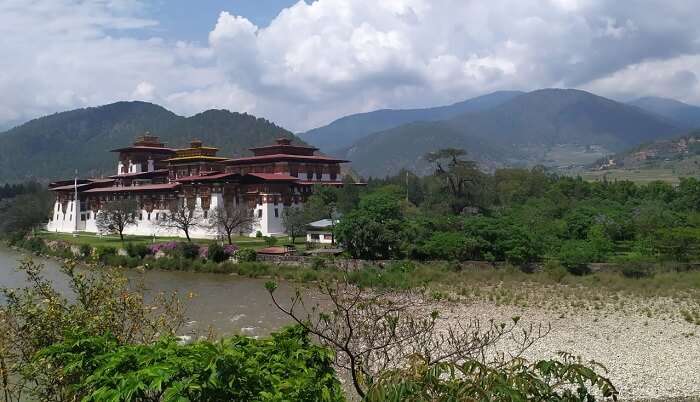 Punakha Dzong view