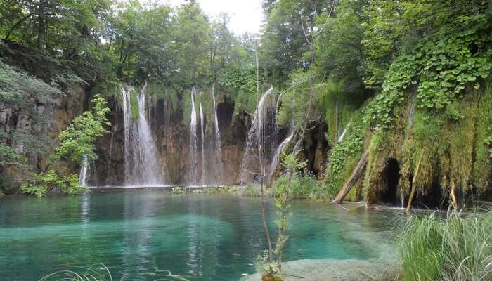 Mali Buk Waterfall