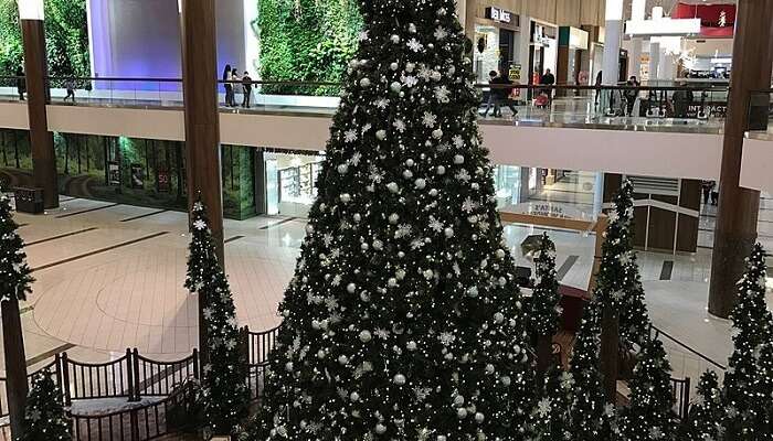 Mall Christmas Decor
