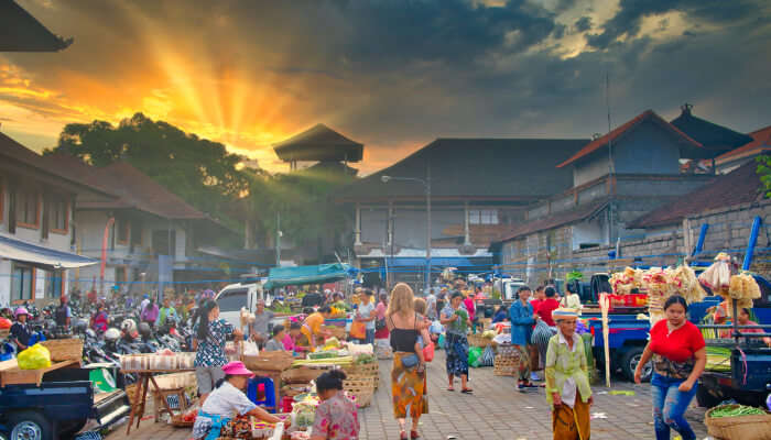 Want to Go on a Shopping Spree in Bali? Visit Sukawati Art Market