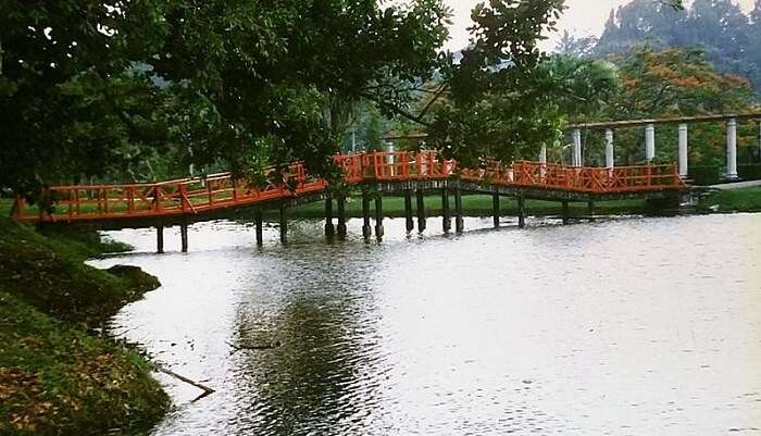 Taman_Tasik