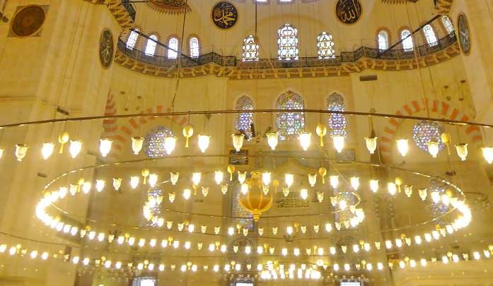 Thousand Light Mosque