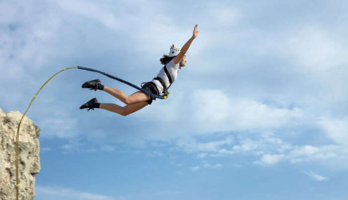 Bungee Jumping In Dubai cover