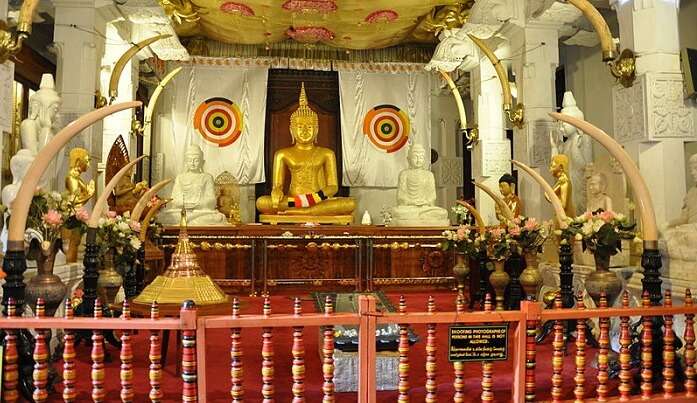 Temple Of Tooth Relic