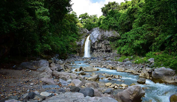 Tips For Visiting These Lombok Waterfalls