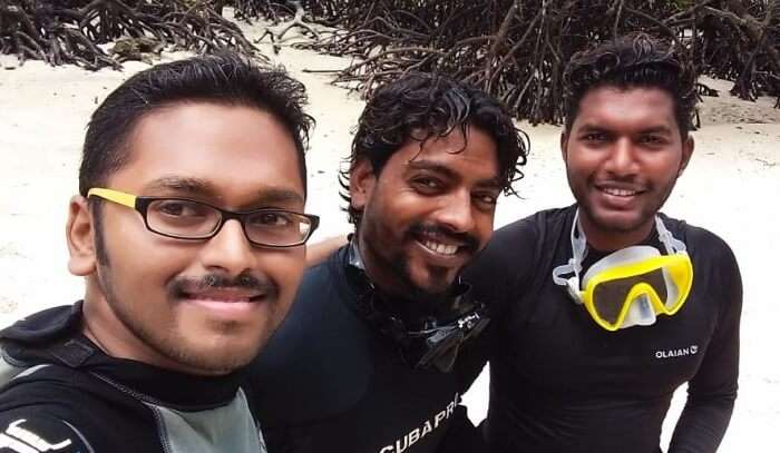 a pic with diving instructor