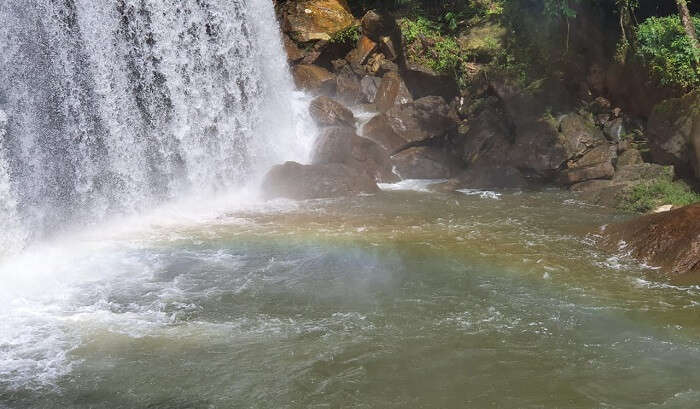 the fall of elephant waterfalls