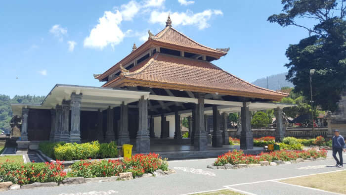 Calm and Peaceful Temple